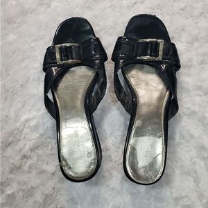 Calvin Klein 7.5 Yanni slide wedge cut out heel